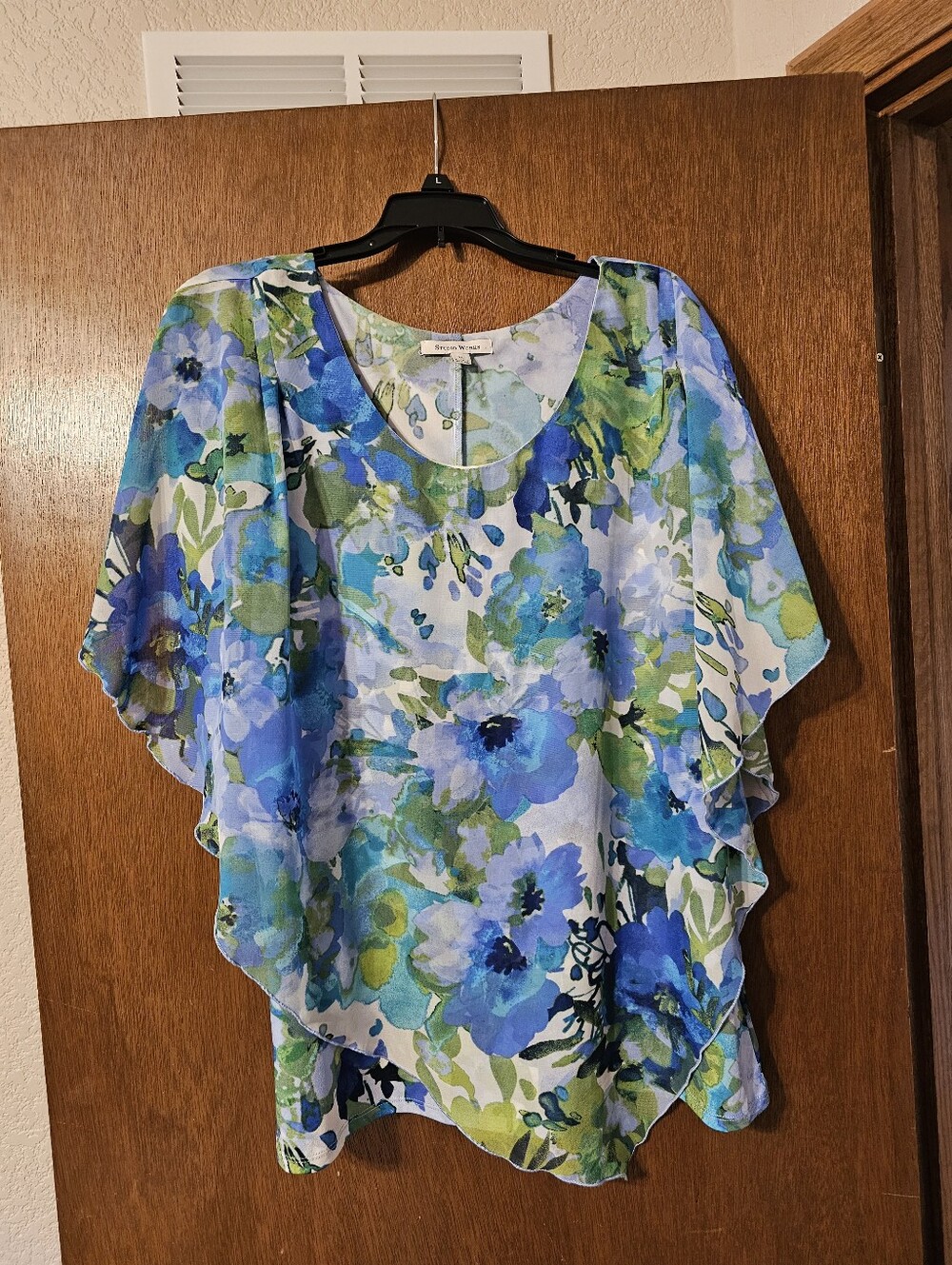 Womens XL Dessy Top